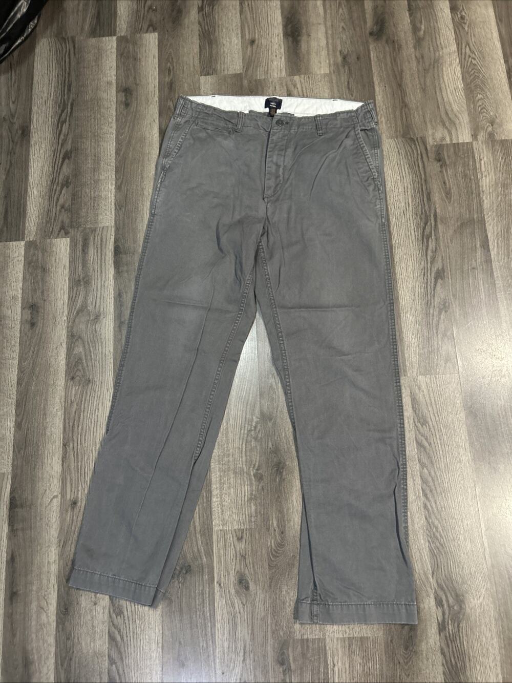 Gap Khaki Men’s Vintage Straight Fit Khaki Pant 36/34 Grey